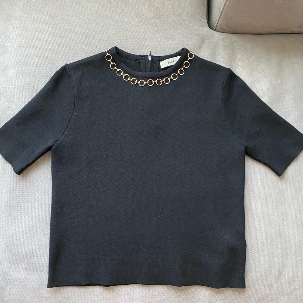 Last Chance!!! Zara Knit Top with Chain Detail Size S